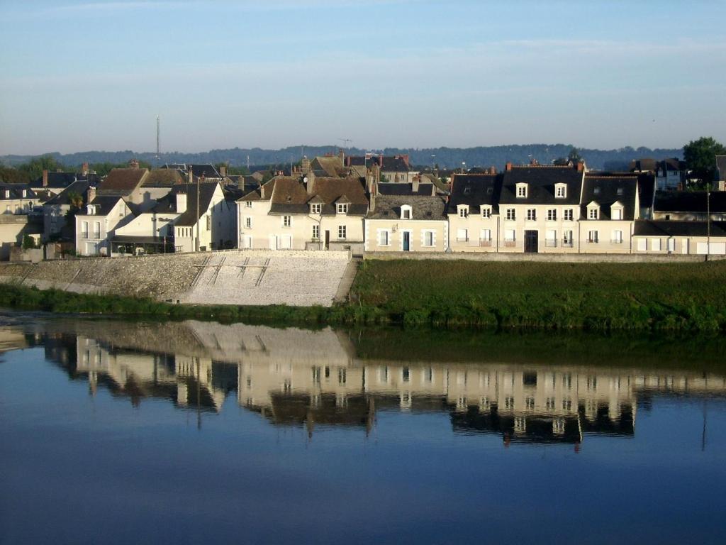Les Fleurons B&B Amboise Habitación foto